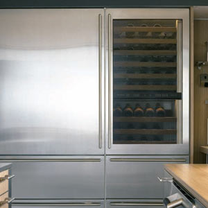 27 Wine Storage with Refrigerator Drawers